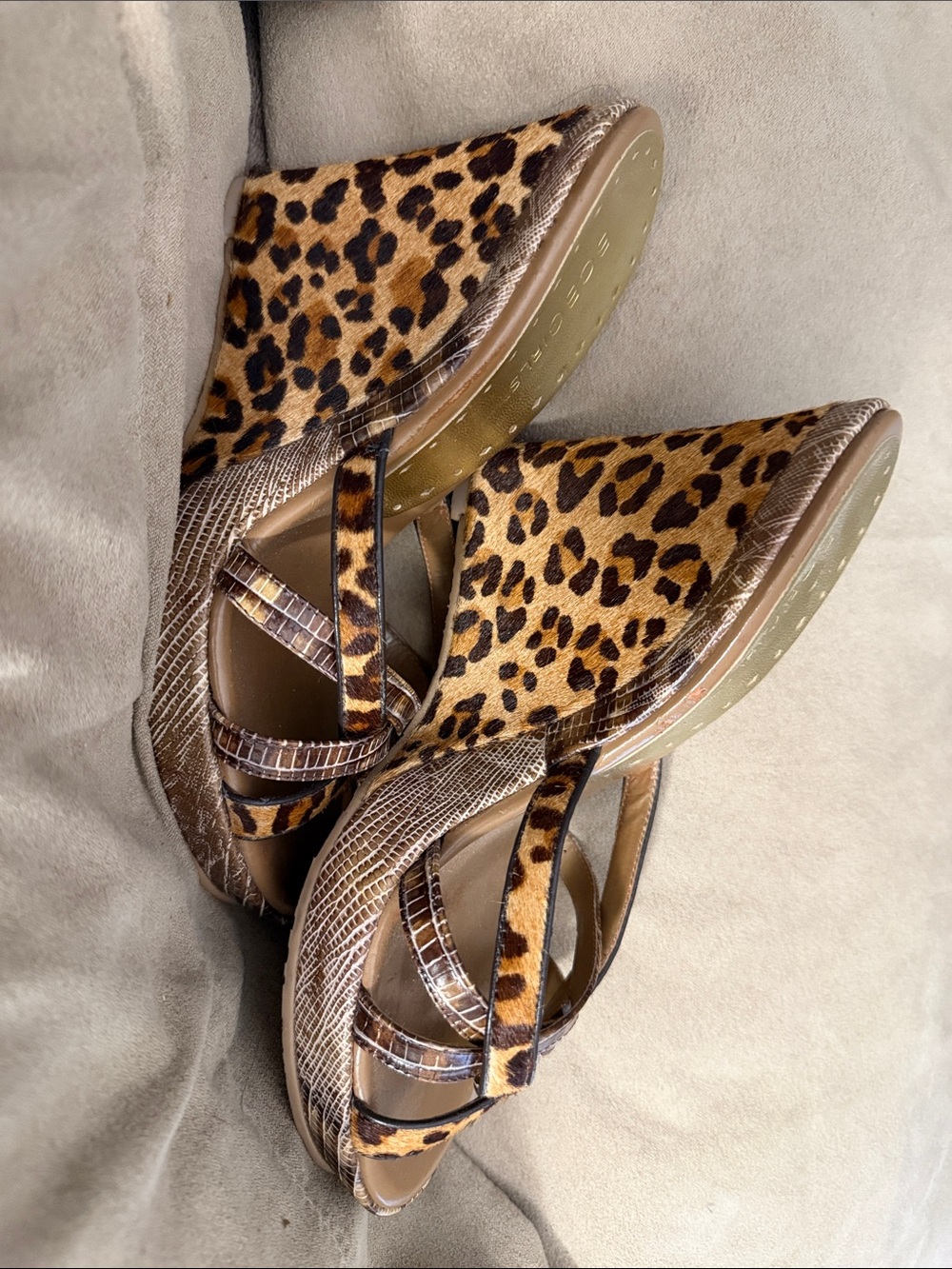 **SALE** 2 pair BCBG Pink and Brown Leopard Print Strappy Heels - Picture 5 of 5